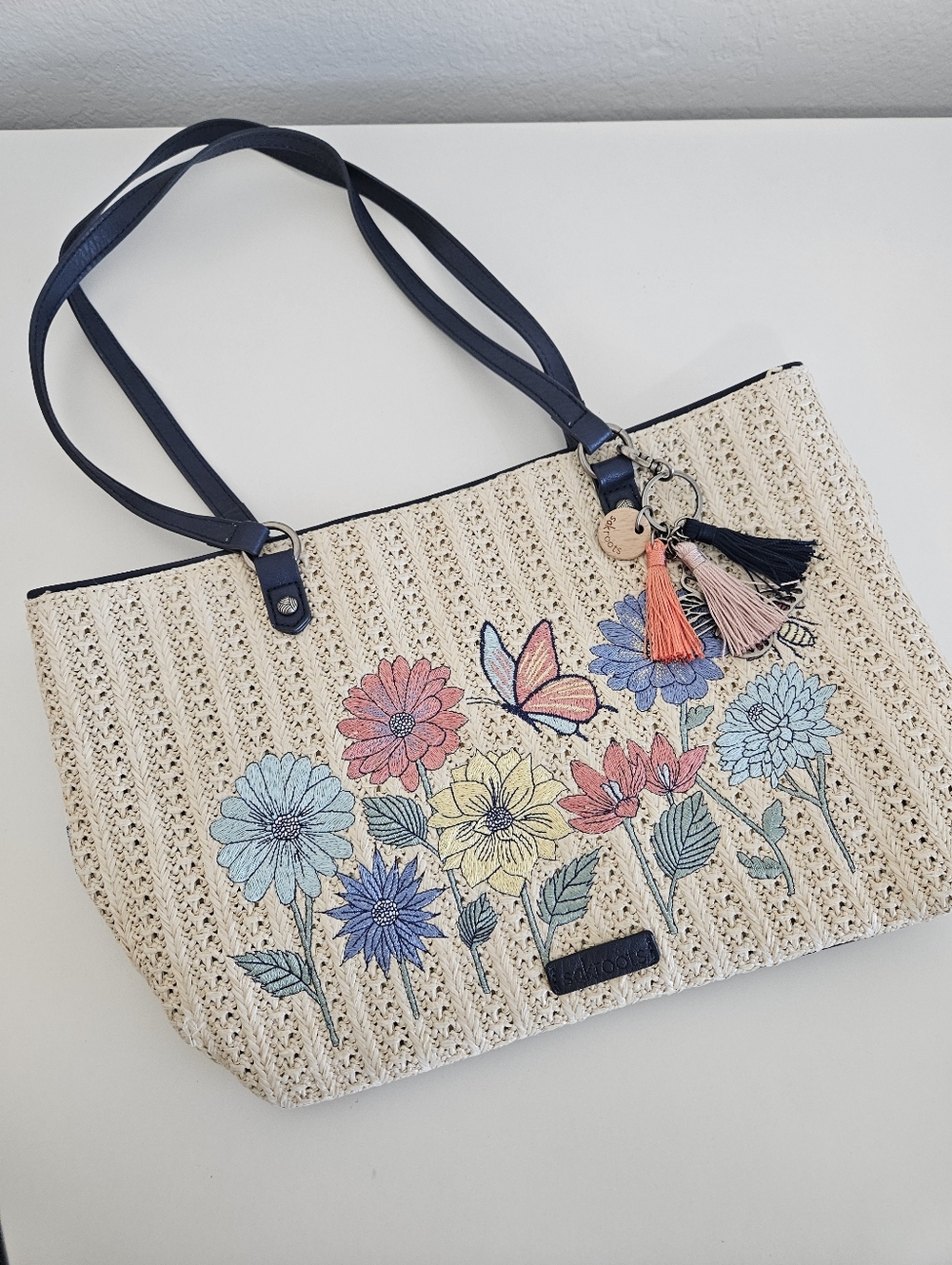 Sakroots | Meadow Straw Floral Butterfly Medium Tote Bag Navy Blue Multi Womens - Picture 4 of 8
